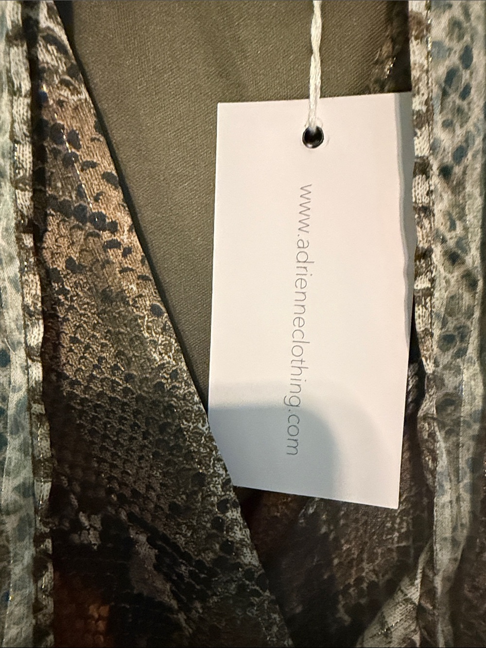 Adrienne Elegant Flowy Snake-Print Maxi Dress with Metallic Thread Size L - Picture 3 of 8